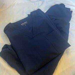 Mandala Men's Navy Scrub Set XL shirt, and T-XL Pants